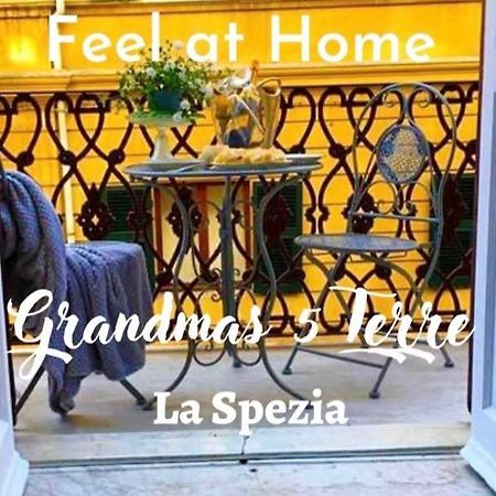 Grandmas 5 Terre Villa Специя Екстериор снимка