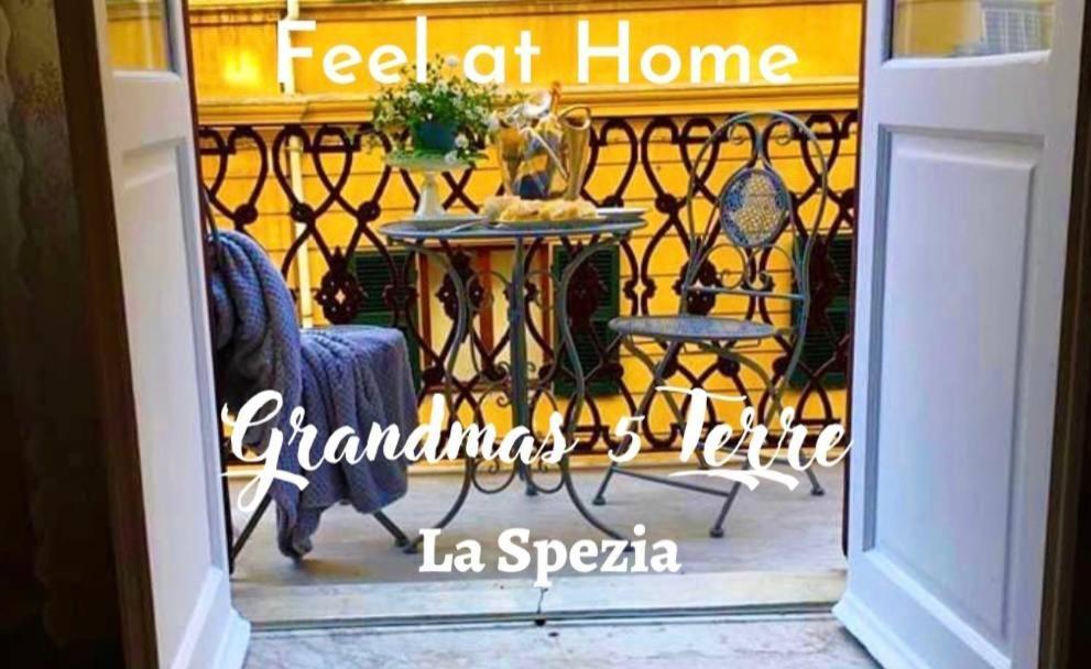 Grandmas 5 Terre Villa Специя Екстериор снимка